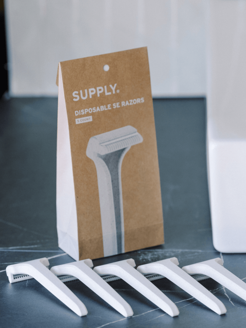 Supply Disposable SE Razors - 5 Pack Packaging 